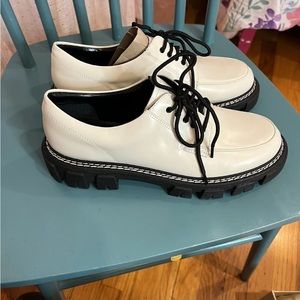 Marc Fisher LTD Dorin Oxford Women's Shoes